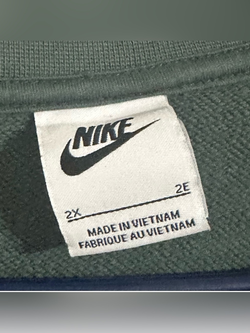 Nike Women’s Plus Size 2 Piece Fleece Set Green 2X Top 1X Joggers - Picture 3 of 4